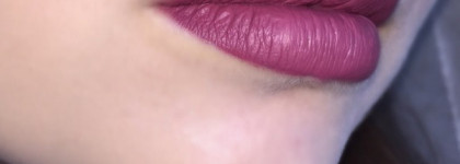 Для идеальных сливовых губ: Sephora Cream lip stain в оттенке 04, Gosh Velvet Touch Lipliner в оттенке # Wild cherry