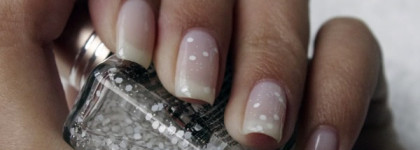 Наичестнейшее тщеславие: Essie Vanity Fairest №9 + El Corazon Art Top Coat №421