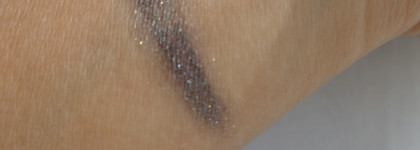 В моем арсенале прибыло: Dior устойчивые тени для век с зеркальным блеском  Diorshow Fusion Mono  081 Aventure