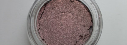 Самые желанные  Giorgio Armani Eyes to Kill Intense Silk Eye shadow №30 Rose Popillia