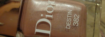Как-то не сложилось с Dior «Mystic Metallics – Vernis» Nail Enamel 382 Destin