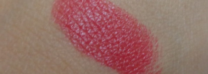 Красная прекрасная. Помада Pupa New Chic #36 Delicate Cherry