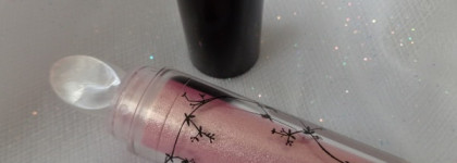 Блеск-пыльца для век Rouge Bunny Rouge Loose Glitter Pigment в оттенке Eaten All The Cherries (В лепестках рассвета)