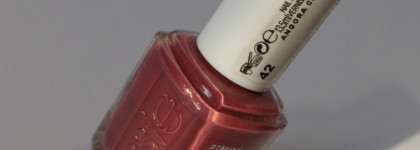 Essie Nail Lacquer Angora Cardi, All Tied Up & Recessionista