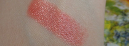 И снова о кораллах. Burberry Lip Cover Soft Satin Lipstick #03 Cameo Pink