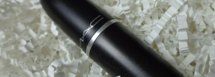 MAC Glaze Lipstick оттенок Hot Tahiti