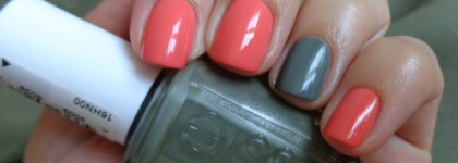 Экзотичный дуэт: Rimmel London 60 Seconds Nail Polish #415 Instyle Coral & Essie Nail Lacquer #100 Sew Psyched