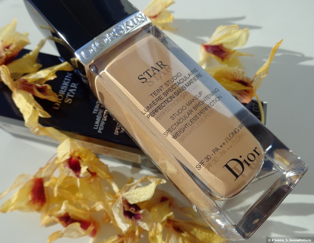 Тональный крем для звёздной кожи. Dior Diorskin Star Studio Makeup Spectacular Brightening Weightless Perfection Spf 30 - Pa++/ Long Wear #020 Light Beige
