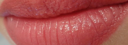 Kanebo Coffret D'or Rouge Essence Lipstick RD-202