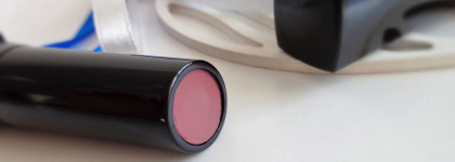 Bobbi Brown Creamy Lip Color #5 Blue Raspberry