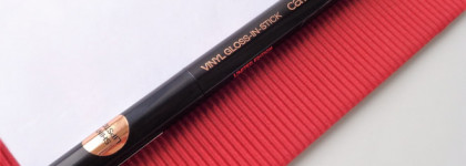 Catrice Pret-A-Lumiere Vinyl Gloss-in-stick C02 Strobe in Rosewood 'Limited Edition'