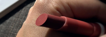 Супер бюджетно! Супер классно! Essence colour & care lipstick # 03 life’s my runway