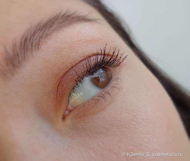 Divage Tube your lashes hi-tech volume mascara