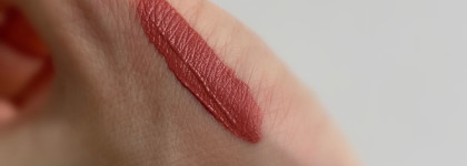 Матовый блеск для губ Note Mattemoist Lipgloss #402 Matkiss