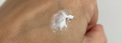 Новинка! Мицеллярное молочко для снятия стойкого макияжа Clinique All About Clean All-in-One Cleansing Micellar Milk + Makeup Remover для кожи, склонной к сухости