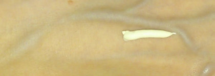 Мои защитники от жаркого солнышка Suncare Light Texture Face Cream for Oily-Combination Skin SPF 30 и Suncare Face Cream for Sensitive Skin SPF 50+ от Apivita