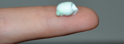 Avene Antirougeurs Emulsion Legere Anti-redness Light Moisturising Cream SPF 10 – Эмульсия от покраснений «Антиружер»