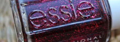 Этой зимой будет тепло и уютно вместе с новой коллекцией Essie - Shearling Darling
