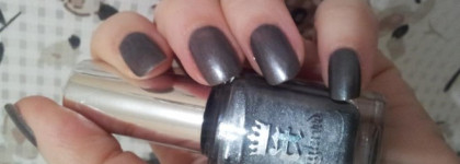 A-England: King Arthur, Dorian Gray, Ascalon - три оттенка серого