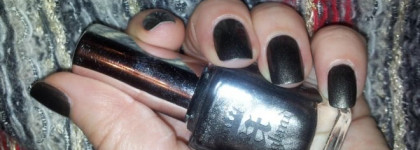 A-England: King Arthur, Dorian Gray, Ascalon - три оттенка серого