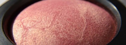 Румяна и золото в MAC Mineralize Blush Petal Power