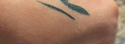 Maybelline Eye Studio Master Precise Liquid Eyeliner - Jungle Green