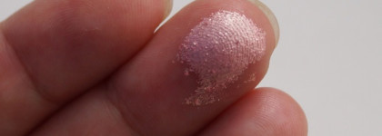 Тени Catrice из серии Liquid Metal №020 «Gold N`roses»