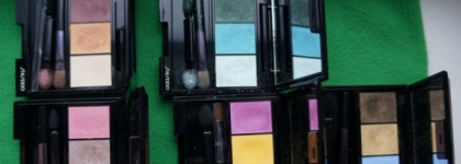 Тени-трио для век с шелковистой текстурой и эффектом сияния Shiseido Luminizing Satin Eye Color Trio в оттенках RD711 Pink Sands; RD299 Beach Grass; GR412 Lido; GD804 Опера; YE406 Тропик