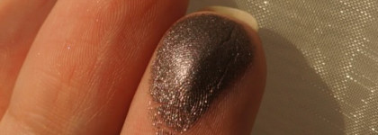 Кремовые тени Diorshow Fusion Mono Long-Wear Professional Mirror-Shine Eyeshadow  в оттенке 881 Hypnotique