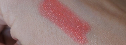 Clarins Opalescence Spring 2014 Makeup Collection. Clarins Joli Rouge Brilliant Perfect Shine Sheer Lipstick  в оттенке № 20 coral tulip