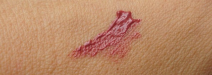 Румяна, блеск для губ 2 в 1. YSL Baby Doll Kiss & Blush Lips & Cheeks soft matte colour в оттенке 10