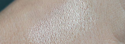 MAC lipstick в оттенке А63 Gel