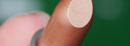 MAC lipstick в оттенке А63 Gel