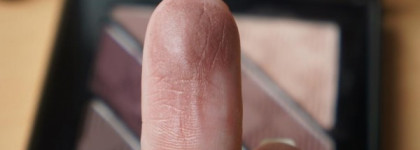 Burberry Complete Eye Palette в оттенке 06 Plum Pink