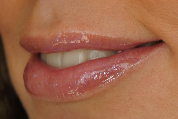 Блеск-бальзам для губ Givenchy Gelee D'interdit Smoothing Gloss Balm Crystal Shine в оттенке №8 Electric Purple