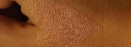 Zoeva it’s a mineral pure glam pigment в оттенке Love Story