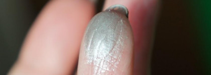 Dior Diorshow Mono Kingdom Of Colors Wet&Dry BackStage Eyeshadow  в оттенке 45 Fairy Grey