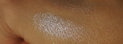 Dior Diorshow Mono Kingdom Of Colors Wet&Dry BackStage Eyeshadow  в оттенке 45 Fairy Grey