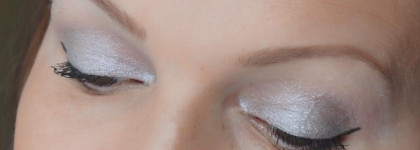 Dior Diorshow Mono Kingdom Of Colors Wet&Dry BackStage Eyeshadow  в оттенке 45 Fairy Grey