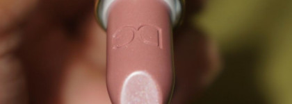 Dolce & Gabbana Fall 2015. Помада Classic Cream Lipstick в оттенке Antique Rose