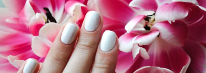 Первый весенний маникюр с Essie Nail Polish №01 Blanc