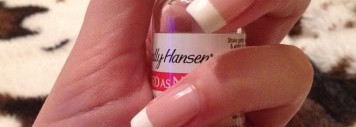 Красивые и крепкие ногти с Sally Hansen
