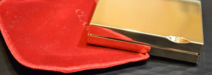 Clarins Ever Matte Shine Control Mineral Powder Compact #00 Transparent opale-Компактная пудра с матирующим эффектом Ever Matte