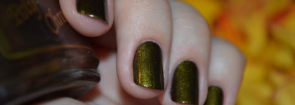 Очень осенний лак в зимнее время года от El Corazon Poly-chrome #358