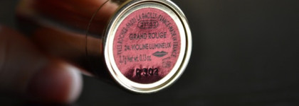 Yves Rocher Couleurs Nature Grand Rouge – Стойкая губная помада #24 Violine Lumineux (зимняя лимитированная серия)