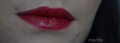 Невесомая,как воздушный поцелуй,новая помада от Avon Ultra Color Indulgence Lipstick spf 15 в оттенке Red Dahlia