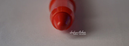 Сладкая вишенка от Clarins Lip Balm Crayon Colour & Comfort в оттенке #04 Sweet Cherry