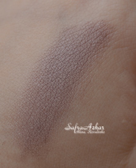 Нежно любимые тени Clarins Ombre Minerale Mineral Eyeshadow Smoothing & Long-Lasting #09 Lavender Tea