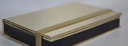 Лимитированная любимица - от Clarins 5-Colour Eyeshadow Palette Mineral And Plant Extracts #01 Pretty Day. Дневная говорите? Я бы сказала универсальная