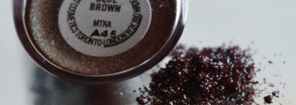 Ангельская пыль от MAC Pigment Blue Brown